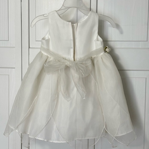 Ivory Flower Girl Dress Size 24 Months (read description fully) - Picture 2 of 3